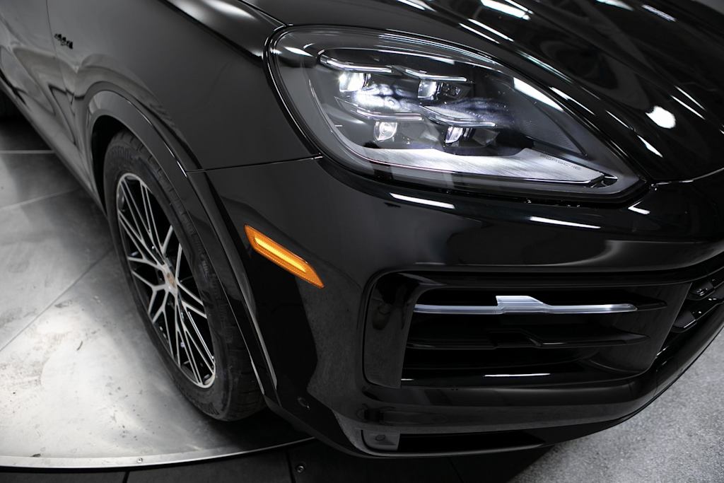 Thumbnail: 2026 Porsche Cayenne - 7