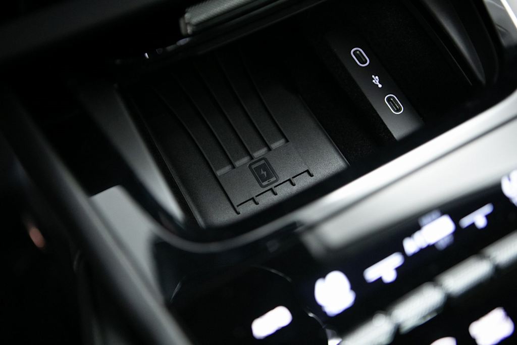 Thumbnail: 2026 Porsche Cayenne - 26