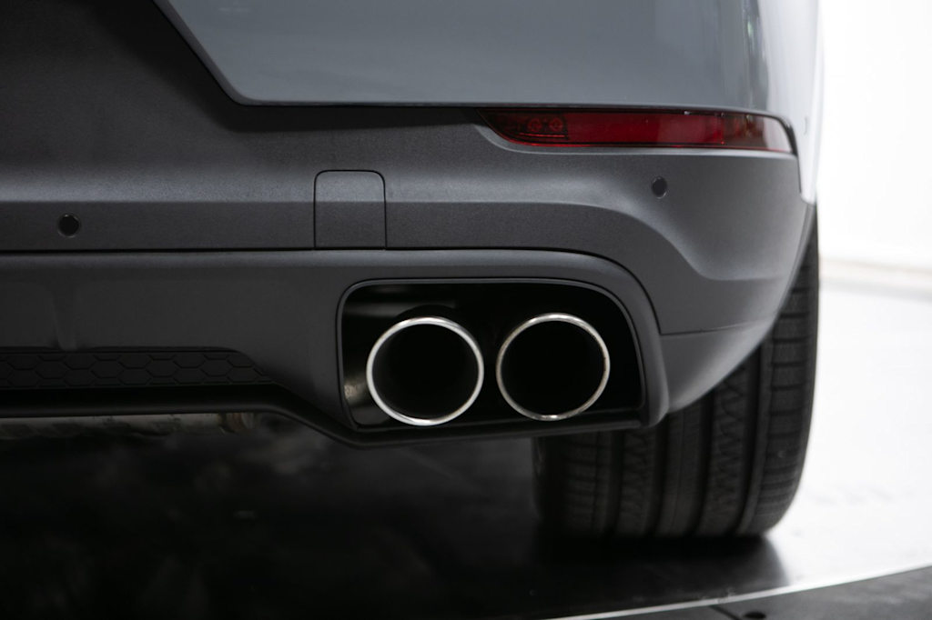 Thumbnail: 2025 Porsche Cayenne - 25