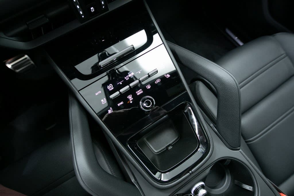 Thumbnail: 2025 Porsche Cayenne - 13