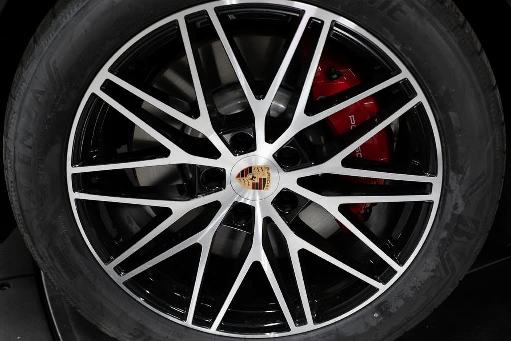 Thumbnail: 2025 Porsche Cayenne - 7