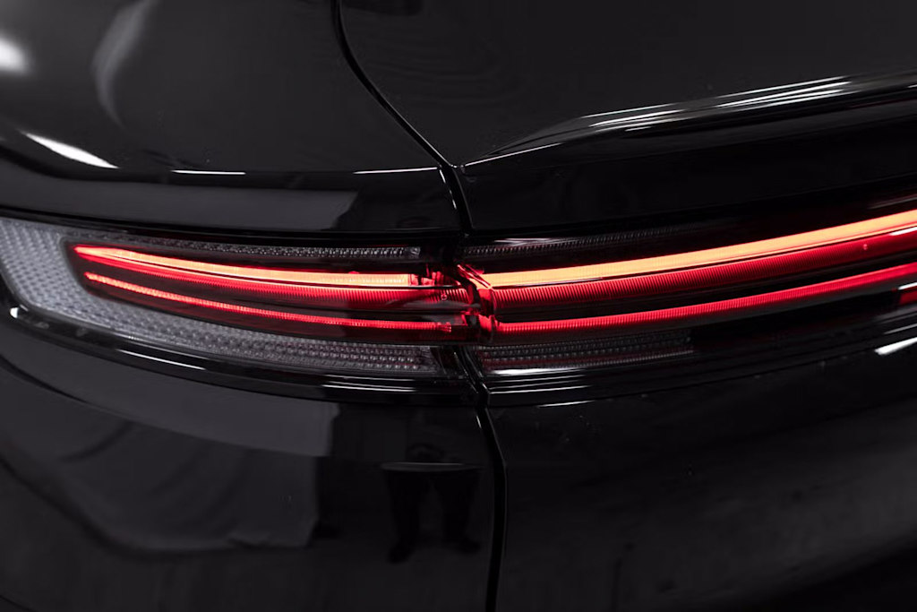 Thumbnail: 2025 Porsche Cayenne - 25
