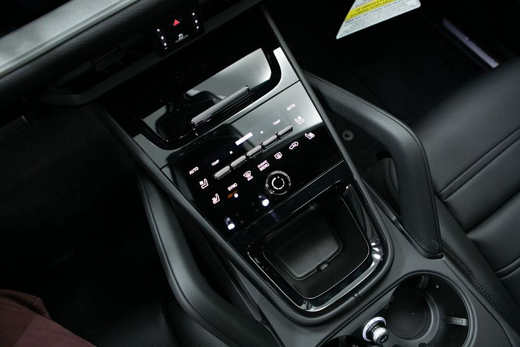 Thumbnail: 2026 Porsche Cayenne - 14