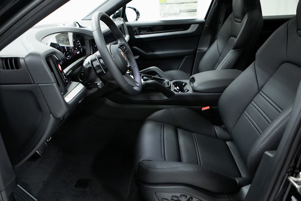 Thumbnail: 2026 Porsche Cayenne - 10