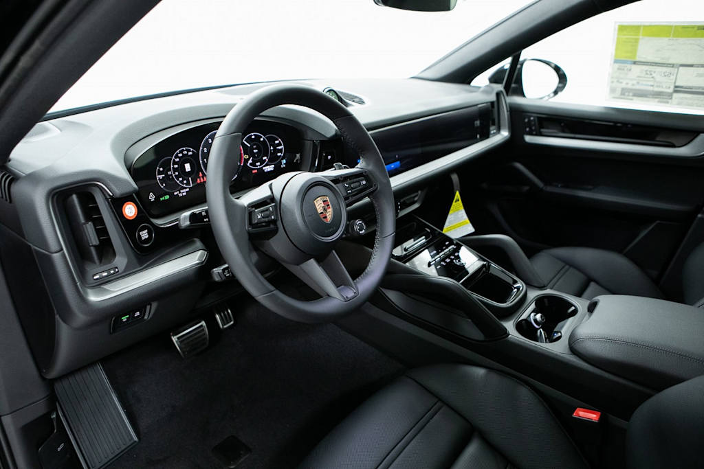 Thumbnail: 2026 Porsche Cayenne - 2