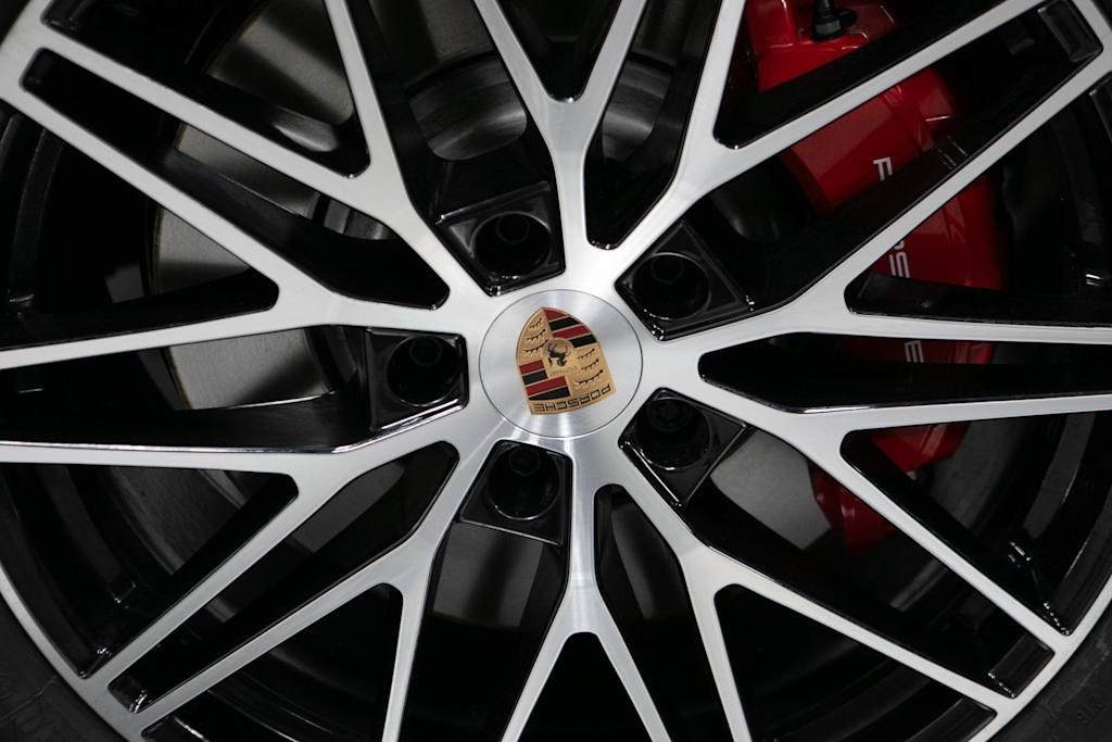 Thumbnail: 2026 Porsche Cayenne - 7