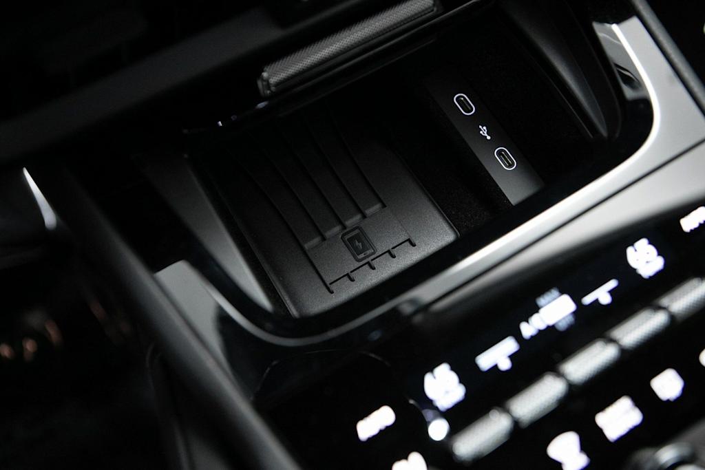 Thumbnail: 2026 Porsche Cayenne - 26