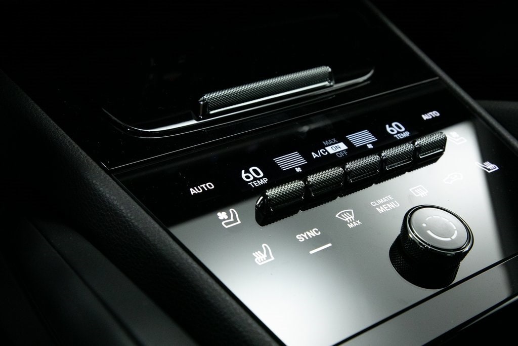 Thumbnail: 2025 Porsche Cayenne - 26