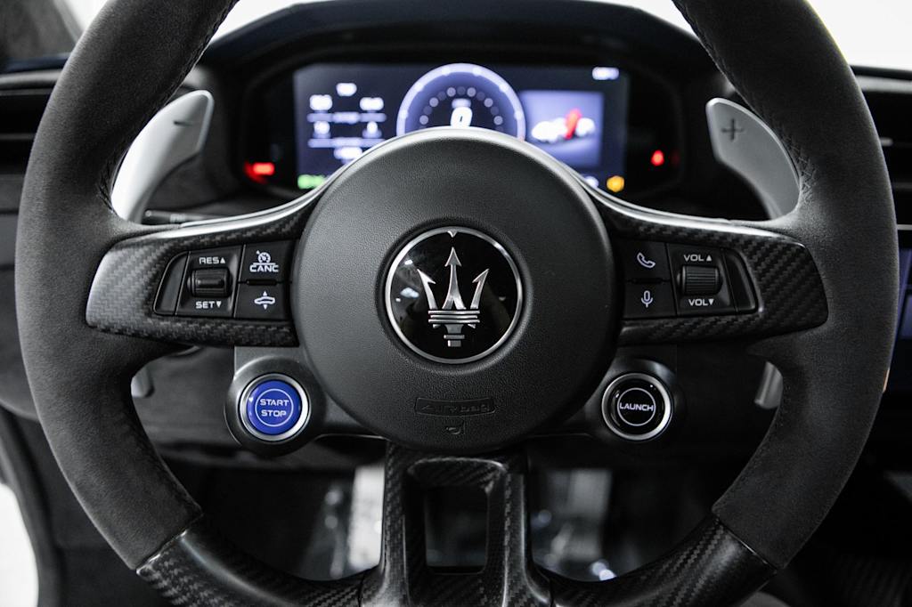 Thumbnail: 2023 Maserati MC20 - 15