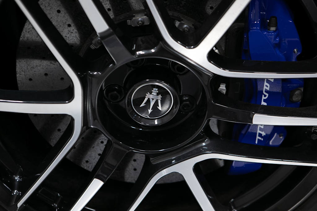 Thumbnail: 2023 Maserati MC20 - 5