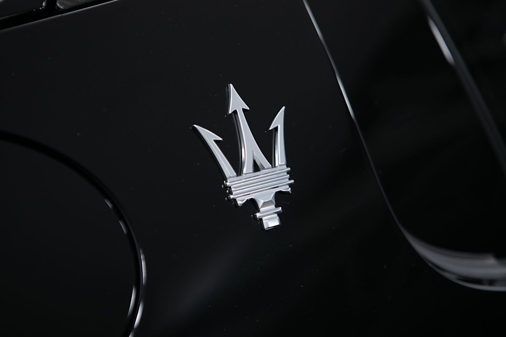 Thumbnail: 2023 Maserati MC20 - 22