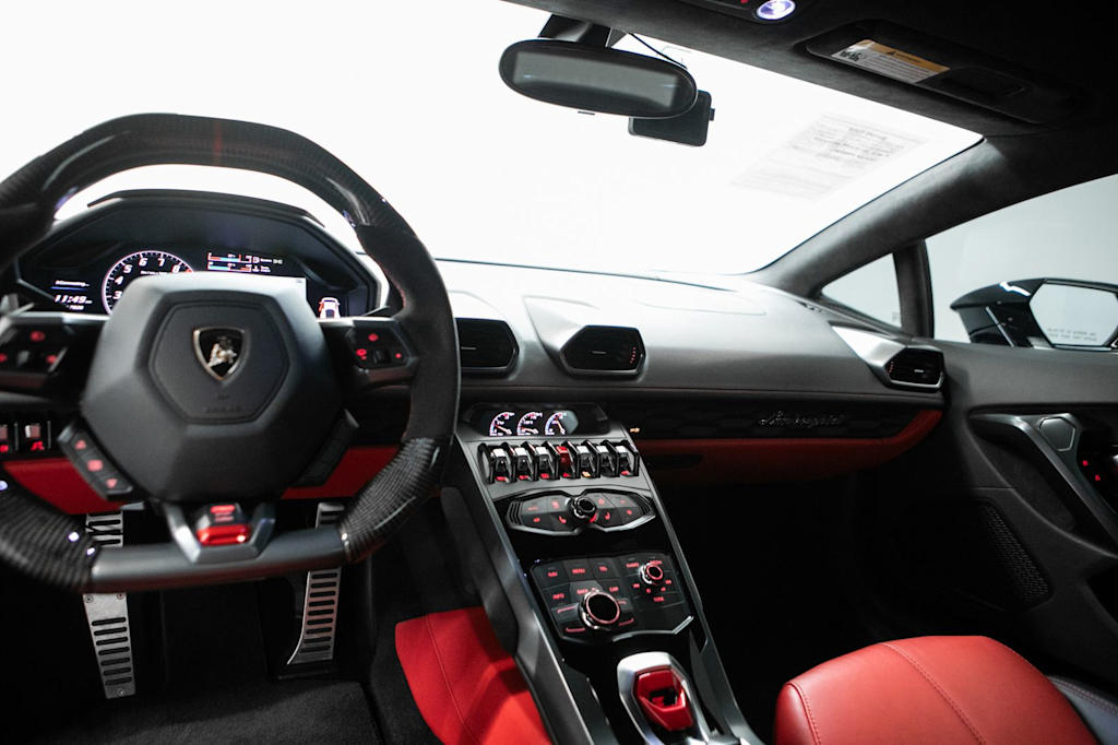 Thumbnail: 2015 Lamborghini Huracan - 10