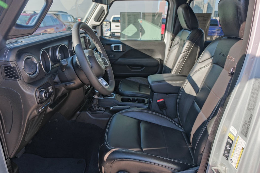 Thumbnail: 2023 Jeep Wrangler - 10