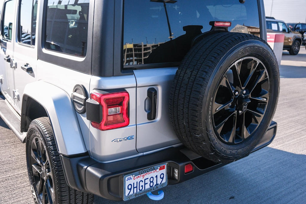 Thumbnail: 2023 Jeep Wrangler - 7