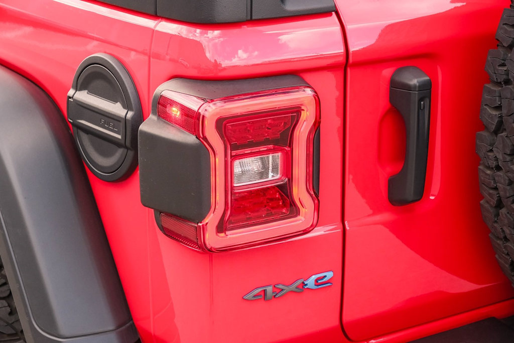 Thumbnail: 2024 Jeep Wrangler - 18