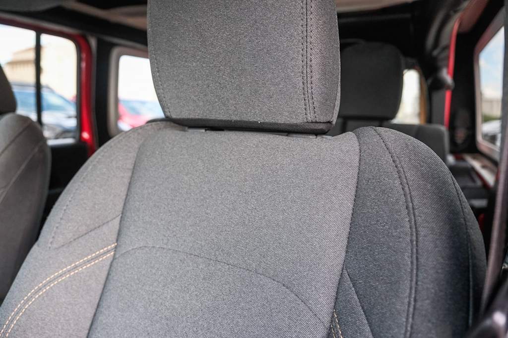 Thumbnail: 2024 Jeep Wrangler - 9