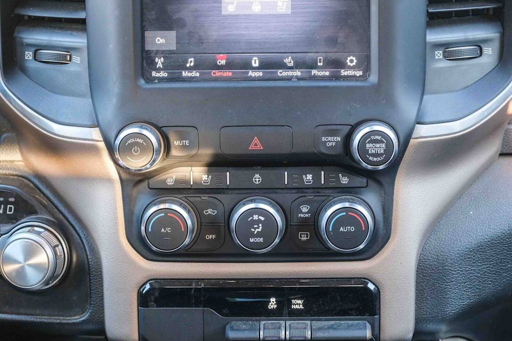Thumbnail: 2020 RAM 1500 - 19