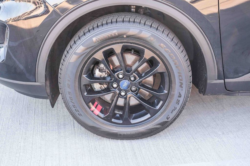 Thumbnail: 2020 Ford Escape - 20