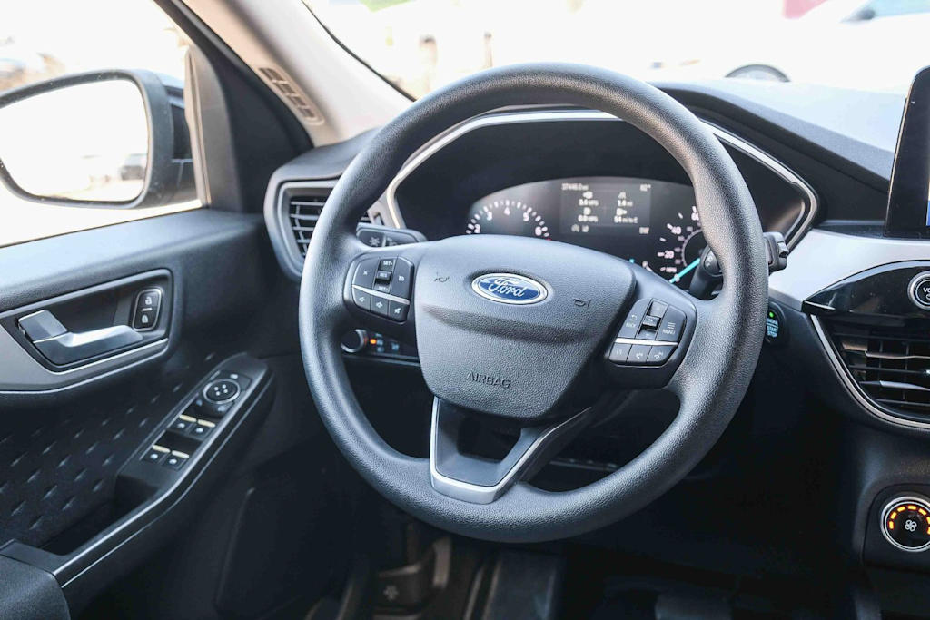 Thumbnail: 2020 Ford Escape - 9