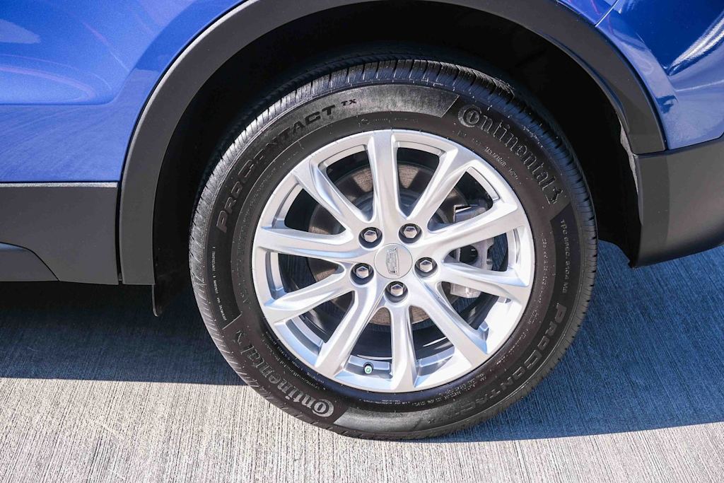 Thumbnail: 2023 Cadillac XT4 - 20