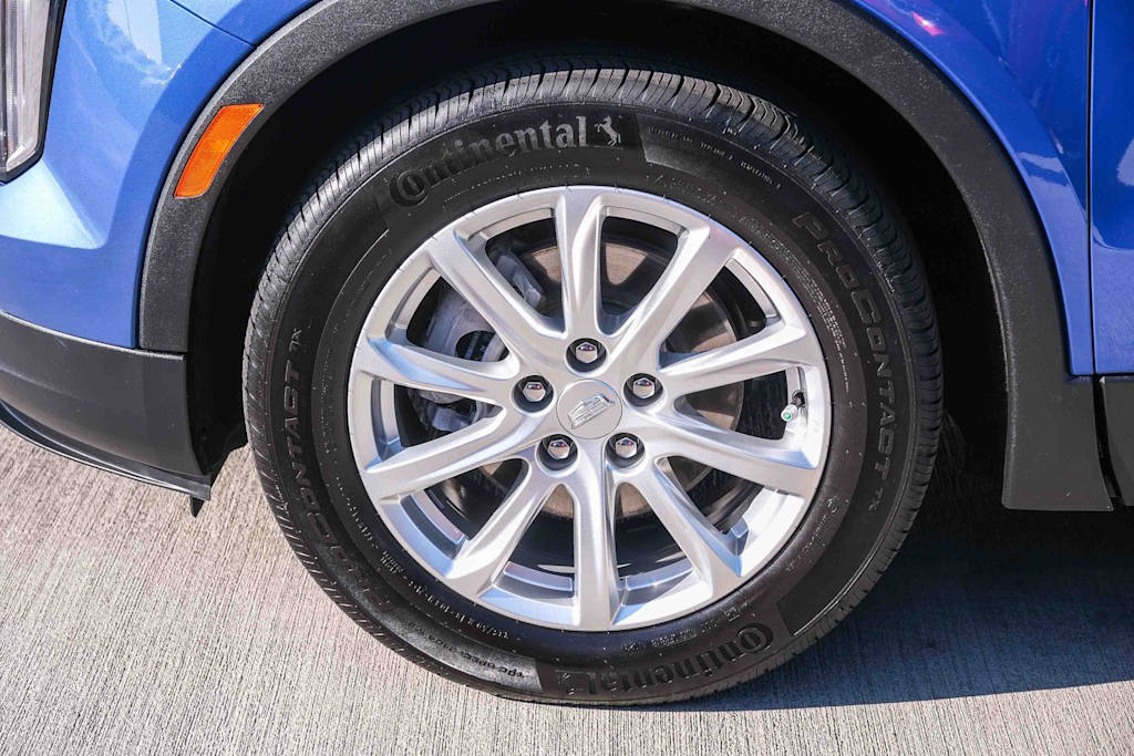 Thumbnail: 2023 Cadillac XT4 - 21