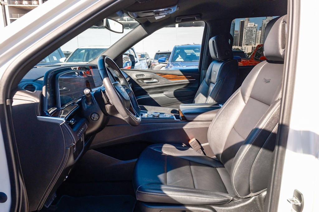 Thumbnail: 2023 Cadillac Escalade - 10