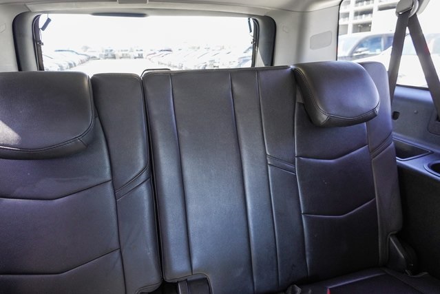 2019 Cadillac Escalade ESV Luxury 23