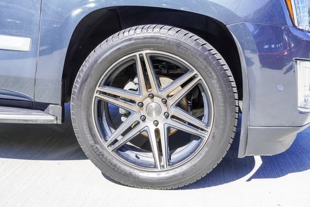 2019 Cadillac Escalade ESV Luxury 6