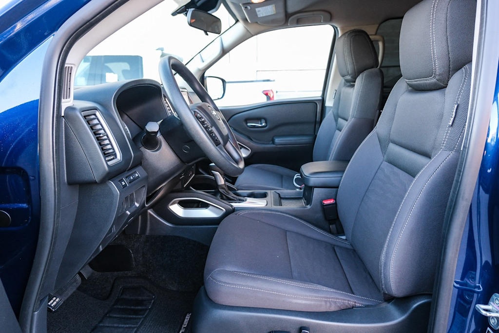 Thumbnail: 2022 Nissan Frontier - 10