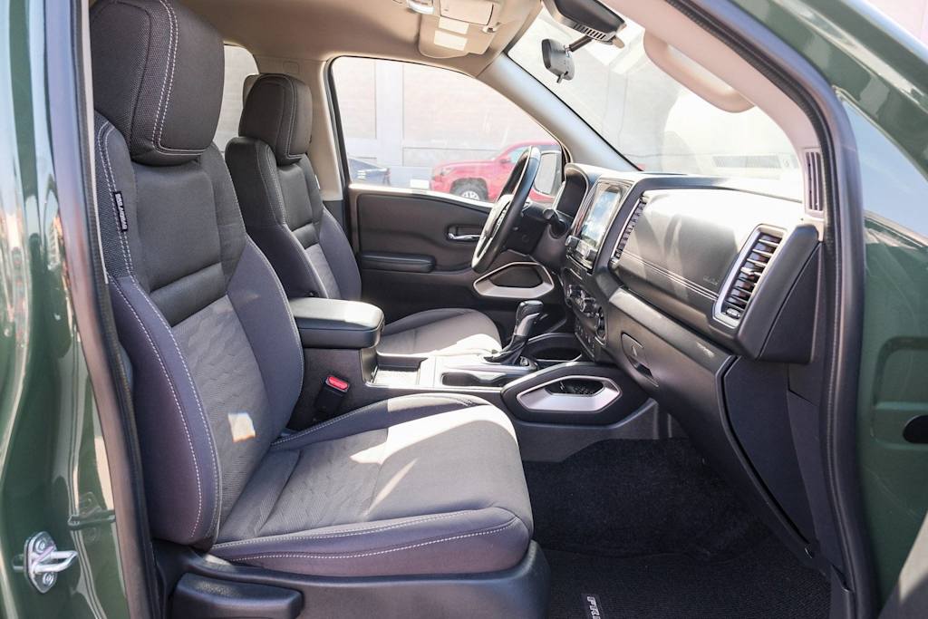 Thumbnail: 2023 Nissan Frontier - 9