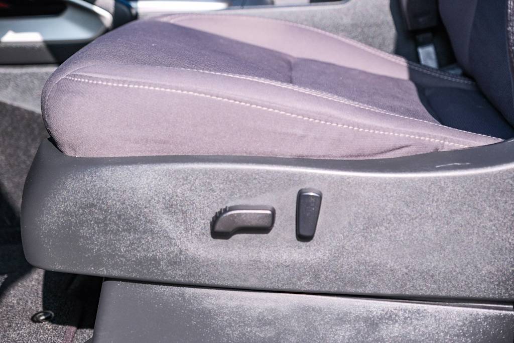 Thumbnail: 2023 Nissan Frontier - 28