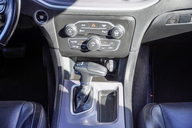 2022 Dodge Charger SXT 14