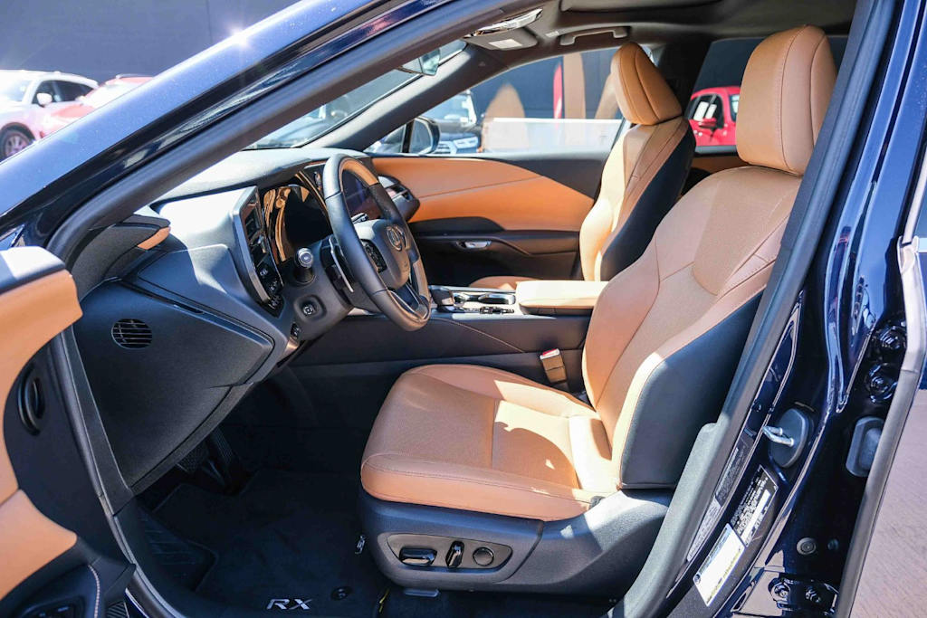 Thumbnail: 2024 Lexus RX - 9