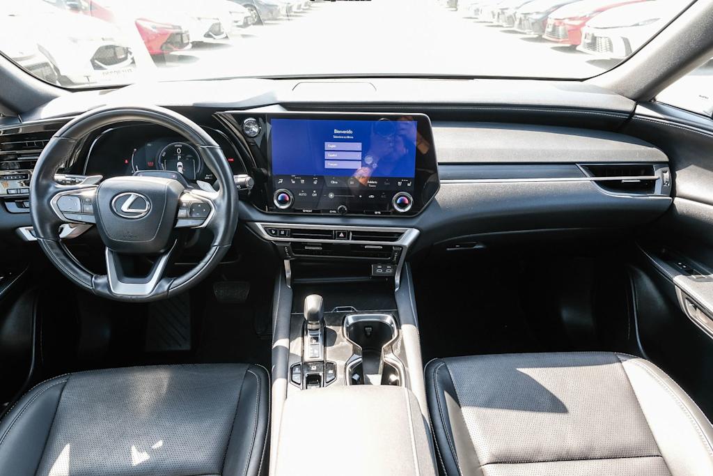 Thumbnail: 2024 Lexus RX - 2