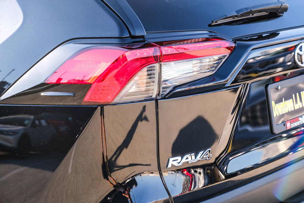 Thumbnail: 2025 Toyota RAV4 - 19