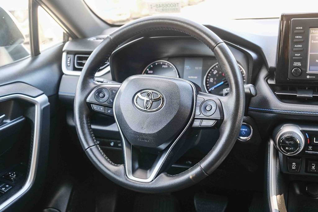 Thumbnail: 2022 Toyota RAV4 - 8