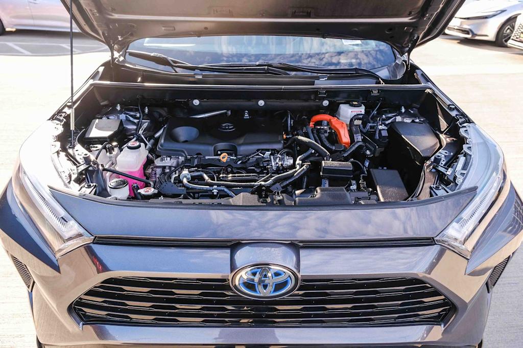 Thumbnail: 2022 Toyota RAV4 - 7
