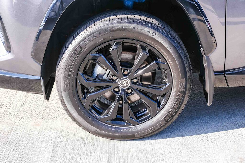 Thumbnail: 2022 Toyota RAV4 - 20