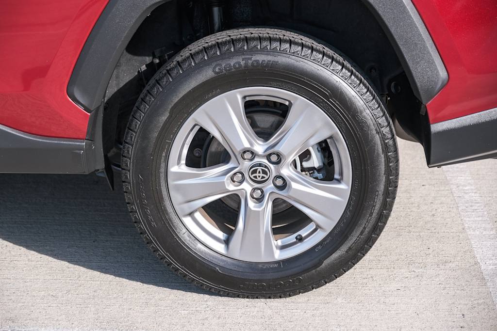 Thumbnail: 2022 Toyota RAV4 - 7