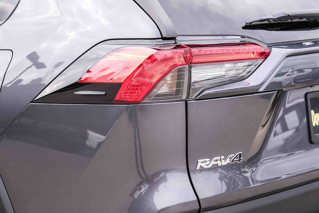 Thumbnail: 2024 Toyota RAV4 - 18