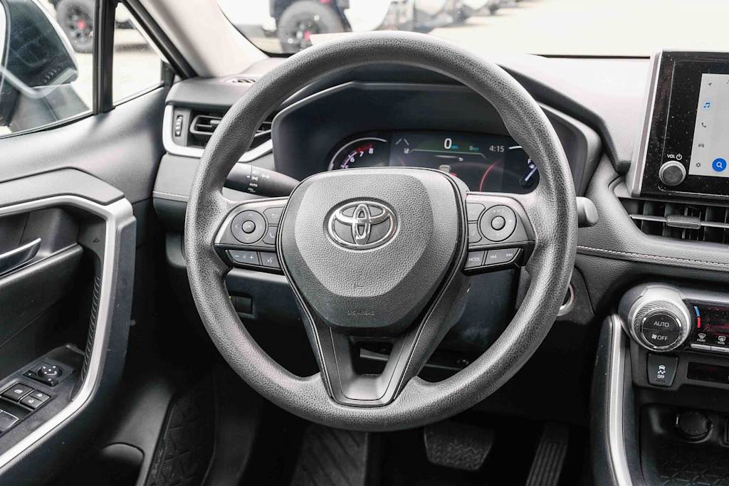 Thumbnail: 2024 Toyota RAV4 - 8