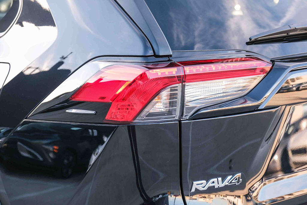 Thumbnail: 2025 Toyota RAV4 - 19