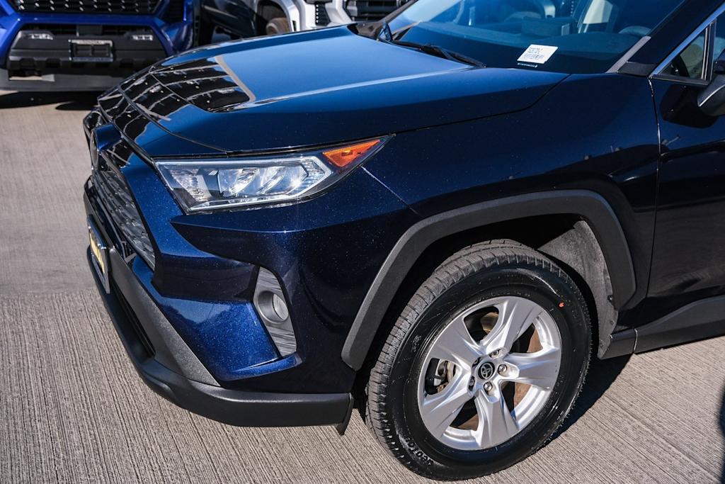 Thumbnail: 2021 Toyota RAV4 - 23