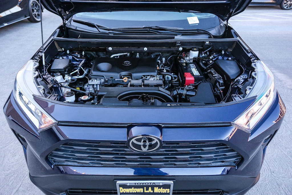 Thumbnail: 2021 Toyota RAV4 - 7