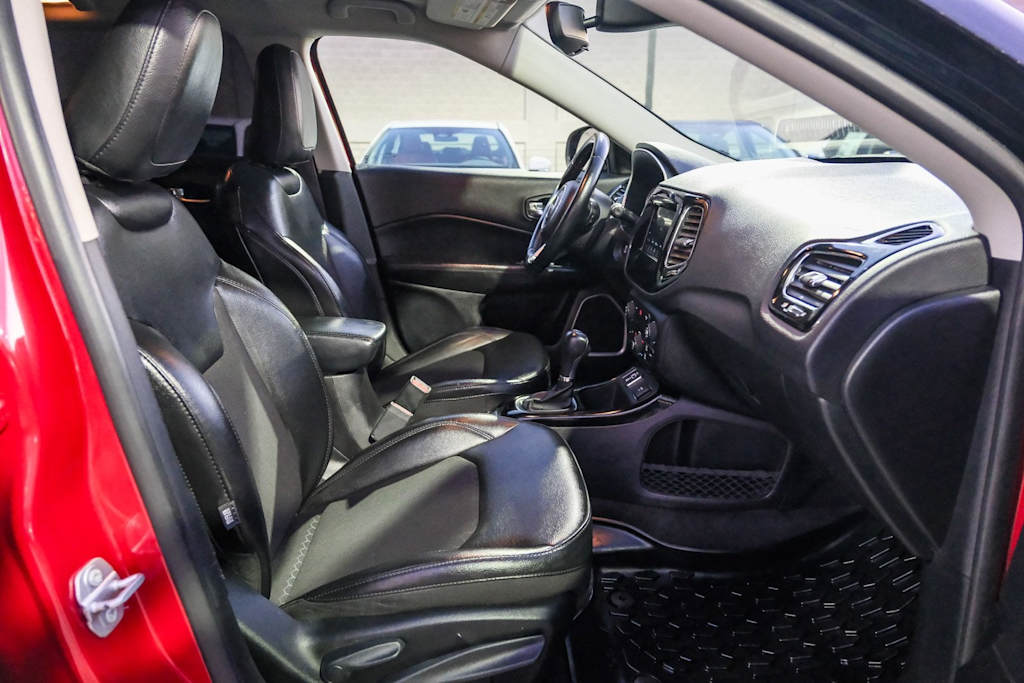 Thumbnail: 2020 Jeep Compass - 8