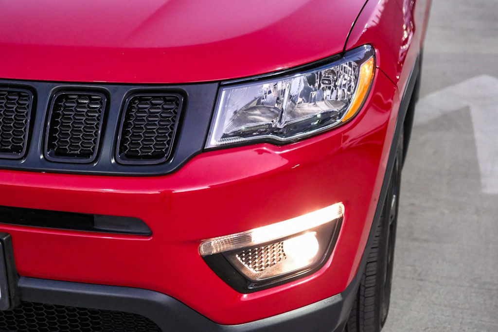Thumbnail: 2020 Jeep Compass - 22