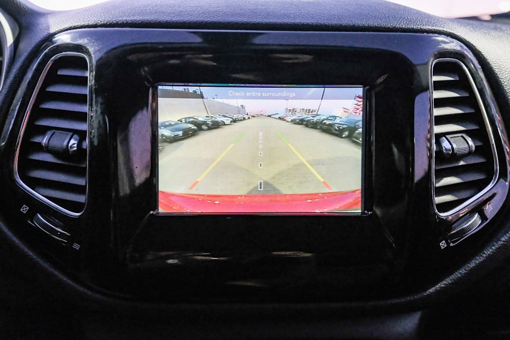 Thumbnail: 2020 Jeep Compass - 29