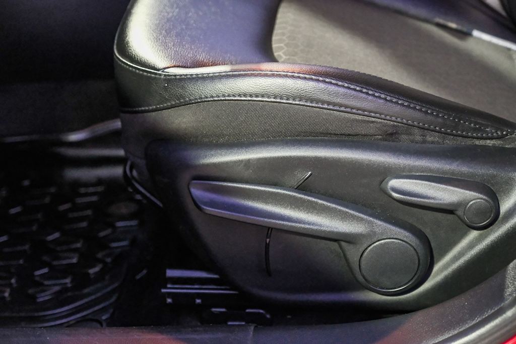 Thumbnail: 2020 Jeep Compass - 28