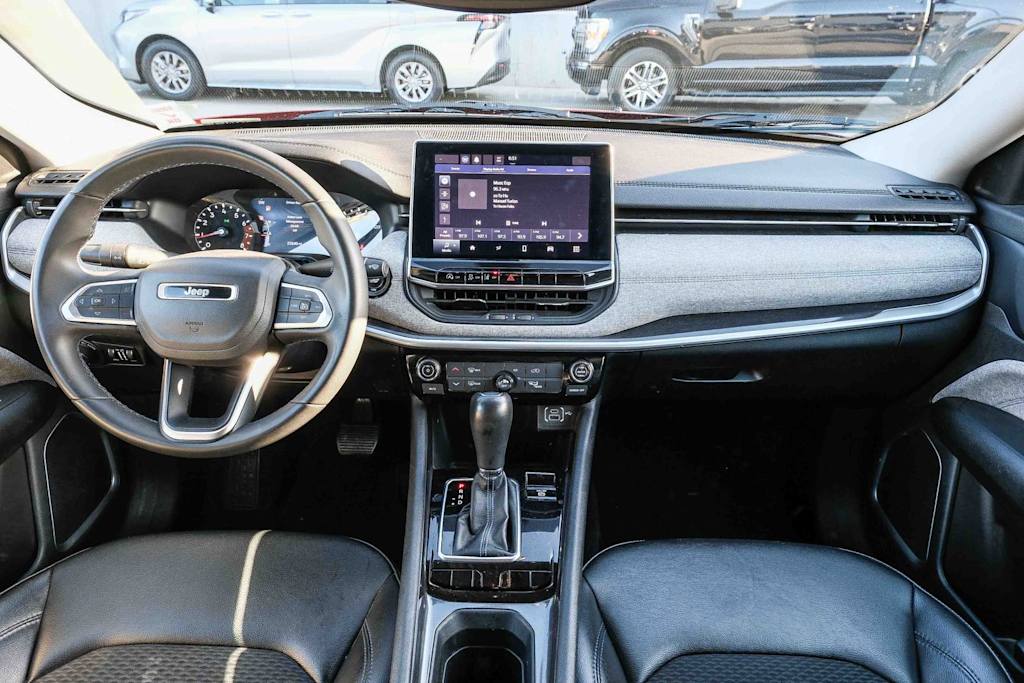 Thumbnail: 2022 Jeep Compass - 2
