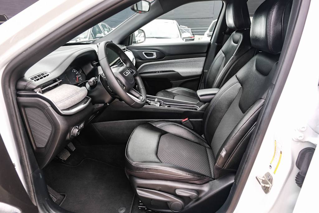 2024 Jeep Compass Latitude - Photo 11